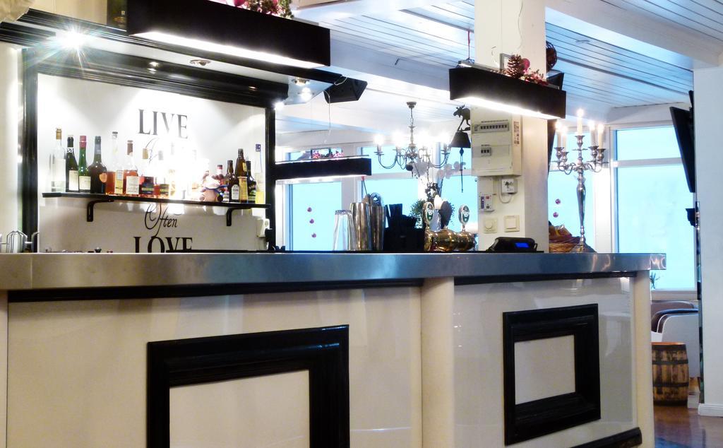 Hotell Silverhatten 아르예플로그 외부 사진